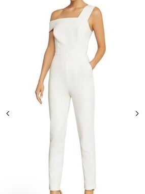 Bcbg Maxazria Asymmetric One-Shoulder White Jumpsuit off white size 0 NWT